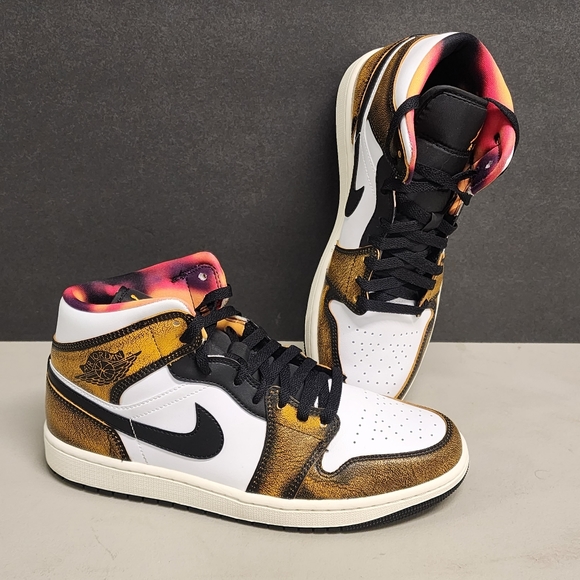 Nike Air Jordan Mid 1 SE Orange Wear Away Black Men AJ1 Casual Shoes DQ8417-071 - Picture 1 of 9